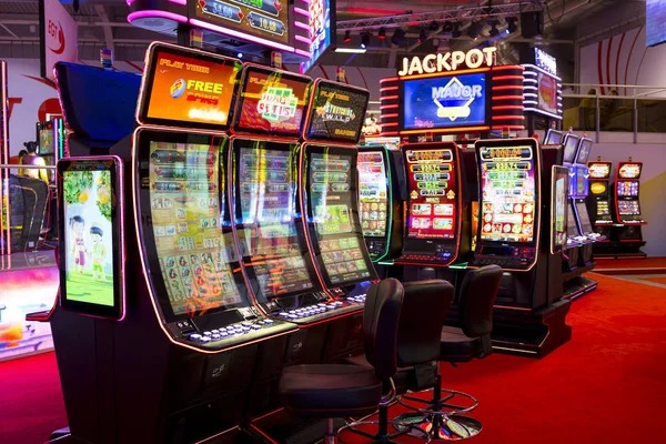 hausgol Premier League odds display with live match updates and team information